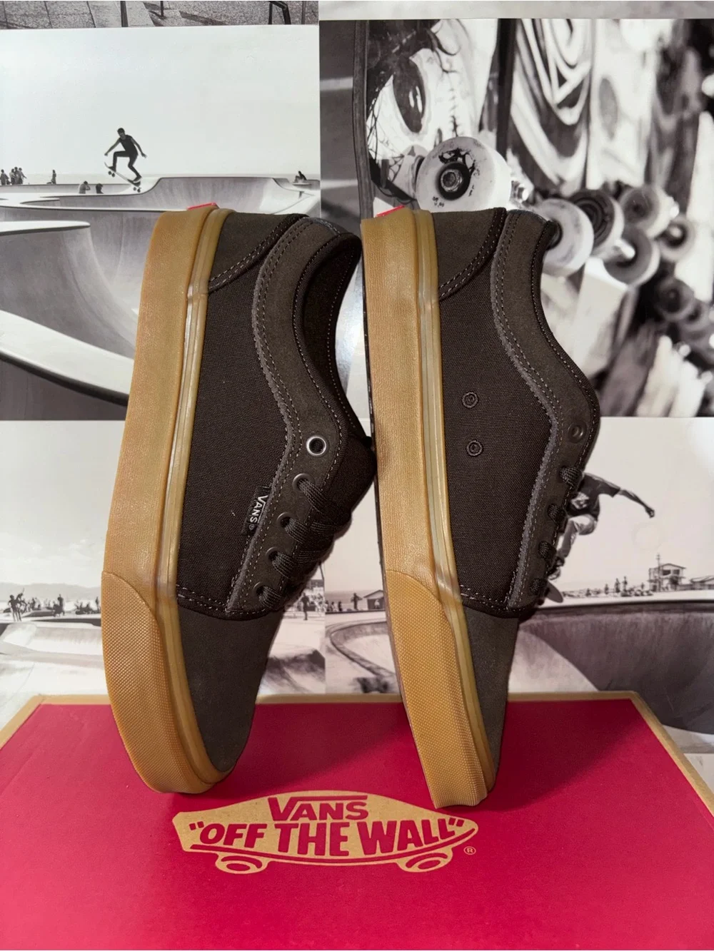Vans Chukka Low sz 8.0 Men’s 9.5 Woman